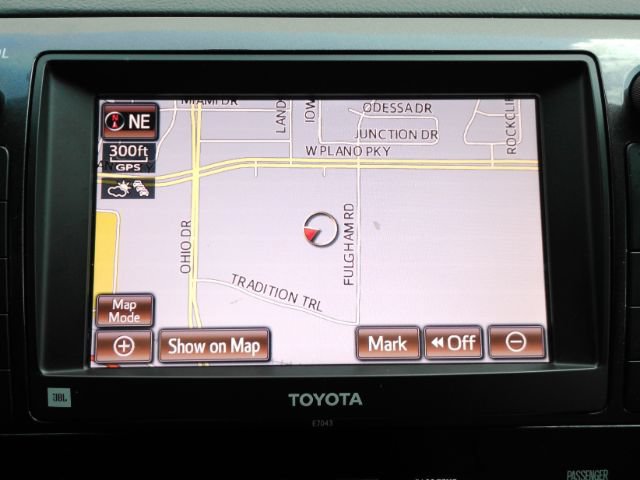 Used 2013 Toyota Sequoia Limited RWD image 11