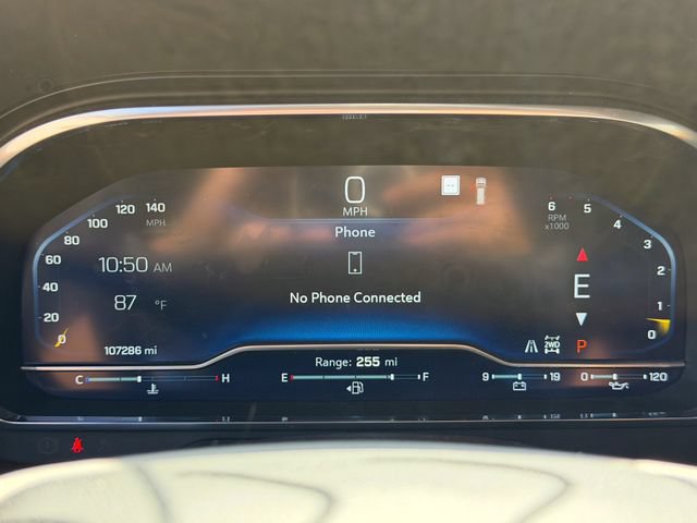 Used 2022 Chevrolet Suburban Z71 w/ Z71 Off-Road Package AWD/4WD image 13