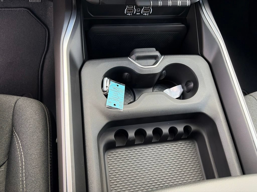 New 2026 RAM 1500 Express AWD/4WD image 30