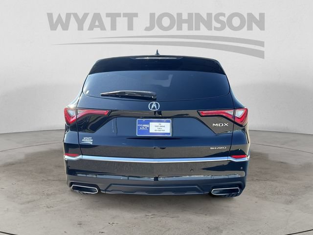 Used 2022 Acura MDX SH-AWD w/ Technology Package image 4