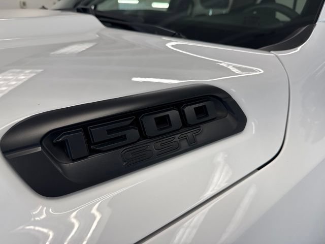Used 2025 RAM 1500 Big Horn AWD/4WD image 7