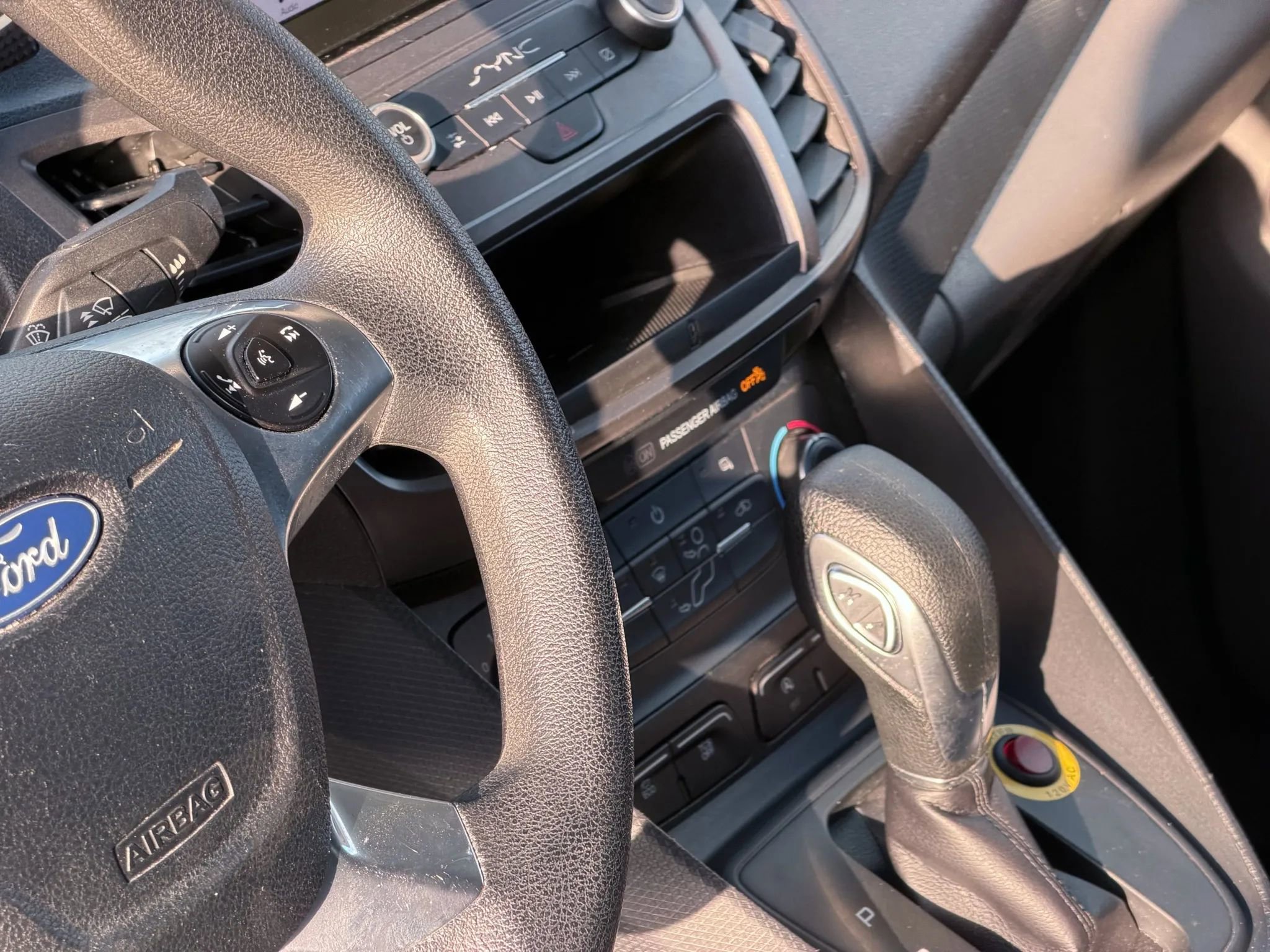 Used 2020 Ford Transit Connect XL image 22