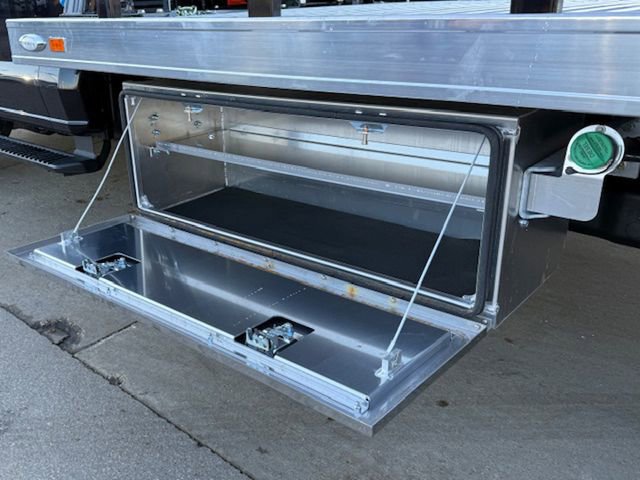 New 2024 Ford F550 4x4 Regular Cab Super Duty w/ XLT Value Package image 37