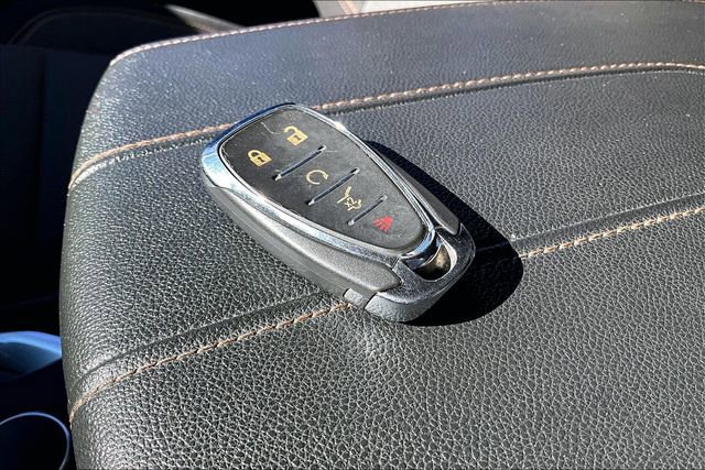 Used 2021 Chevrolet Traverse LT image 35