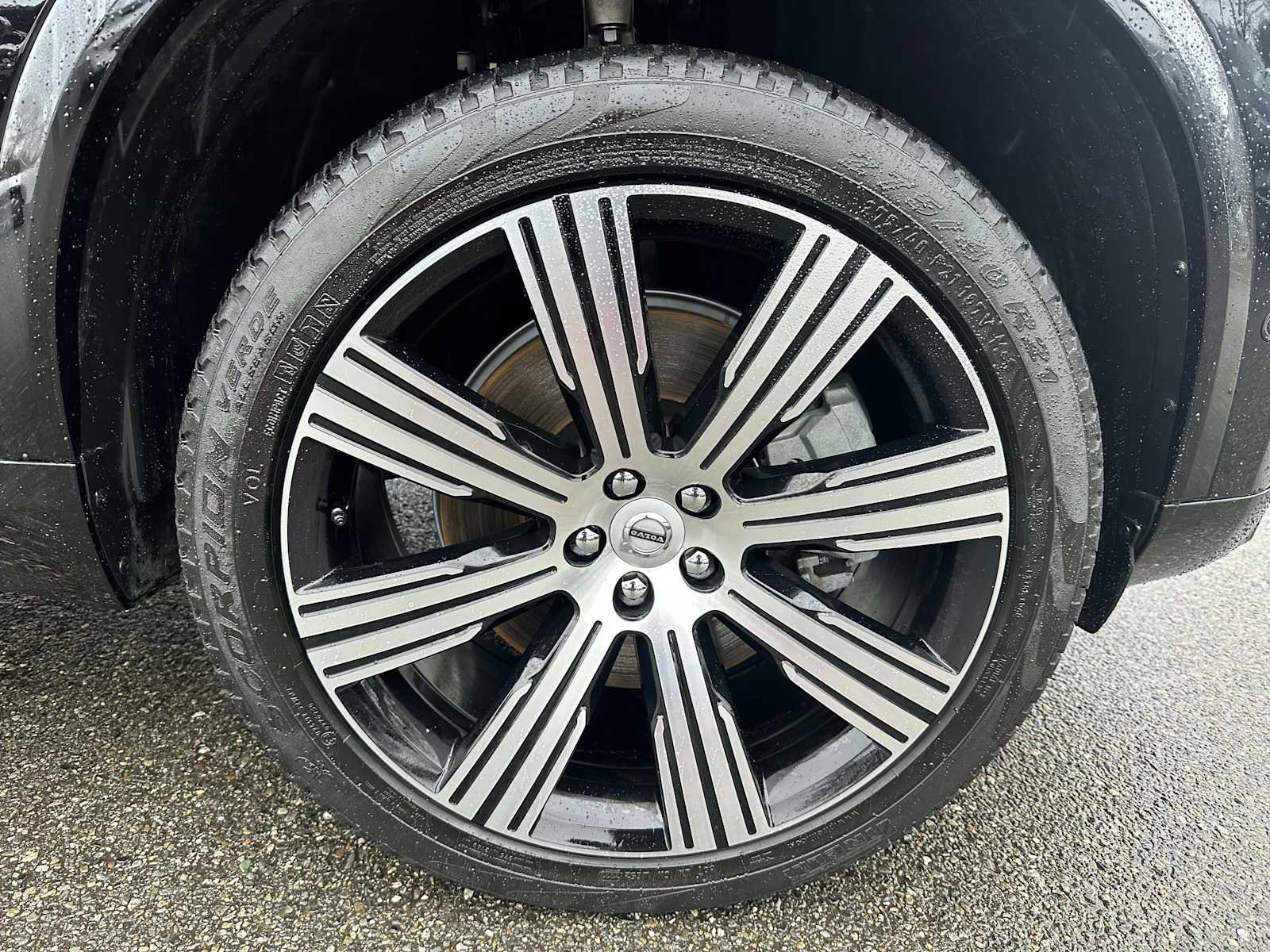 Certified 2024 Volvo XC90 T8 Ultimate image 9