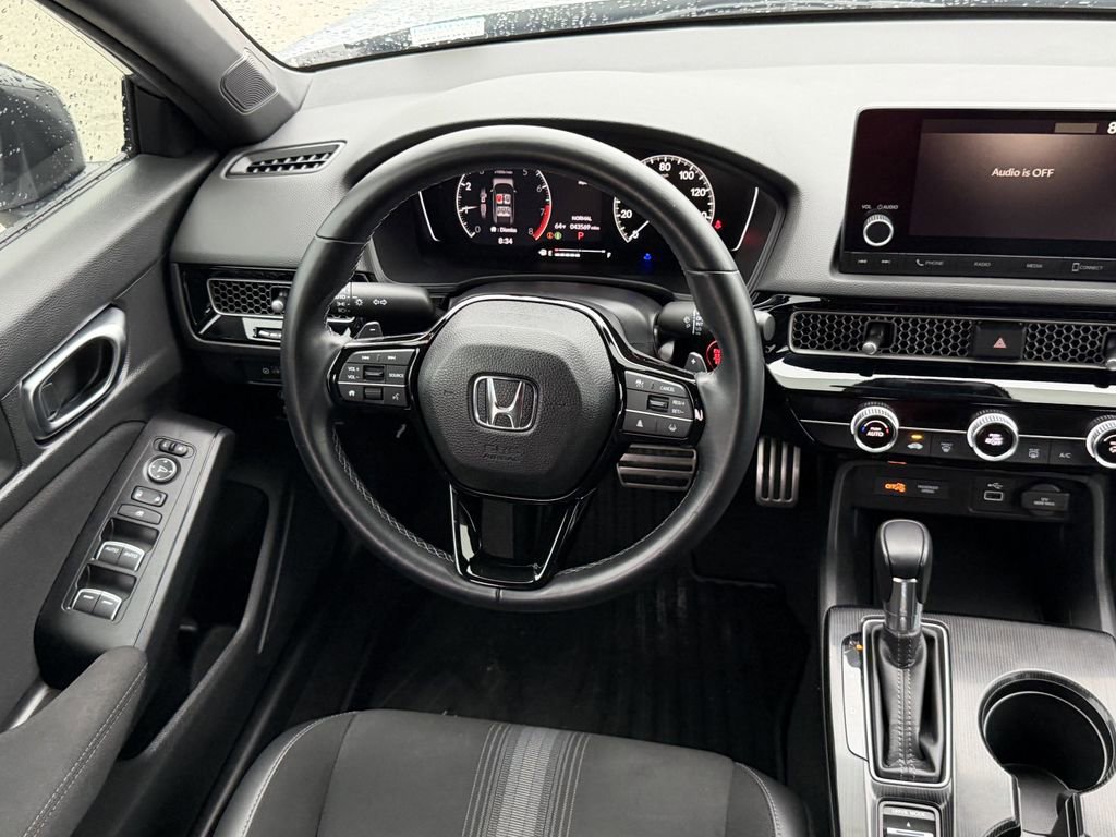 Used 2022 Honda Civic Sport image 14