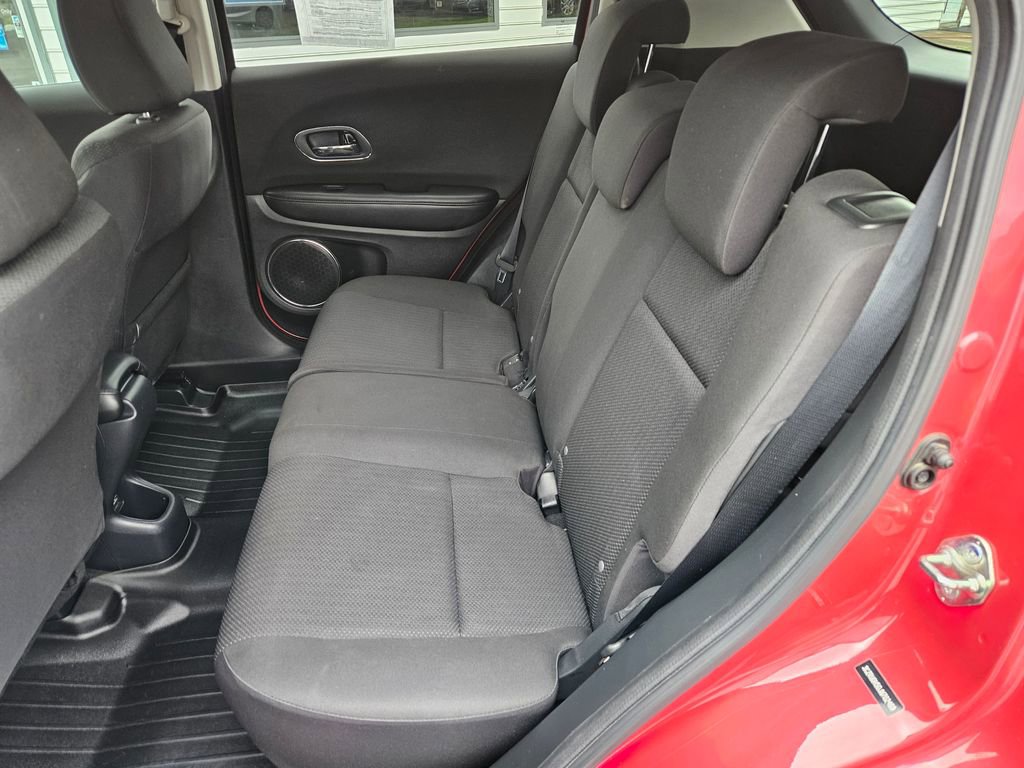 Used 2018 Honda HR-V EX image 19