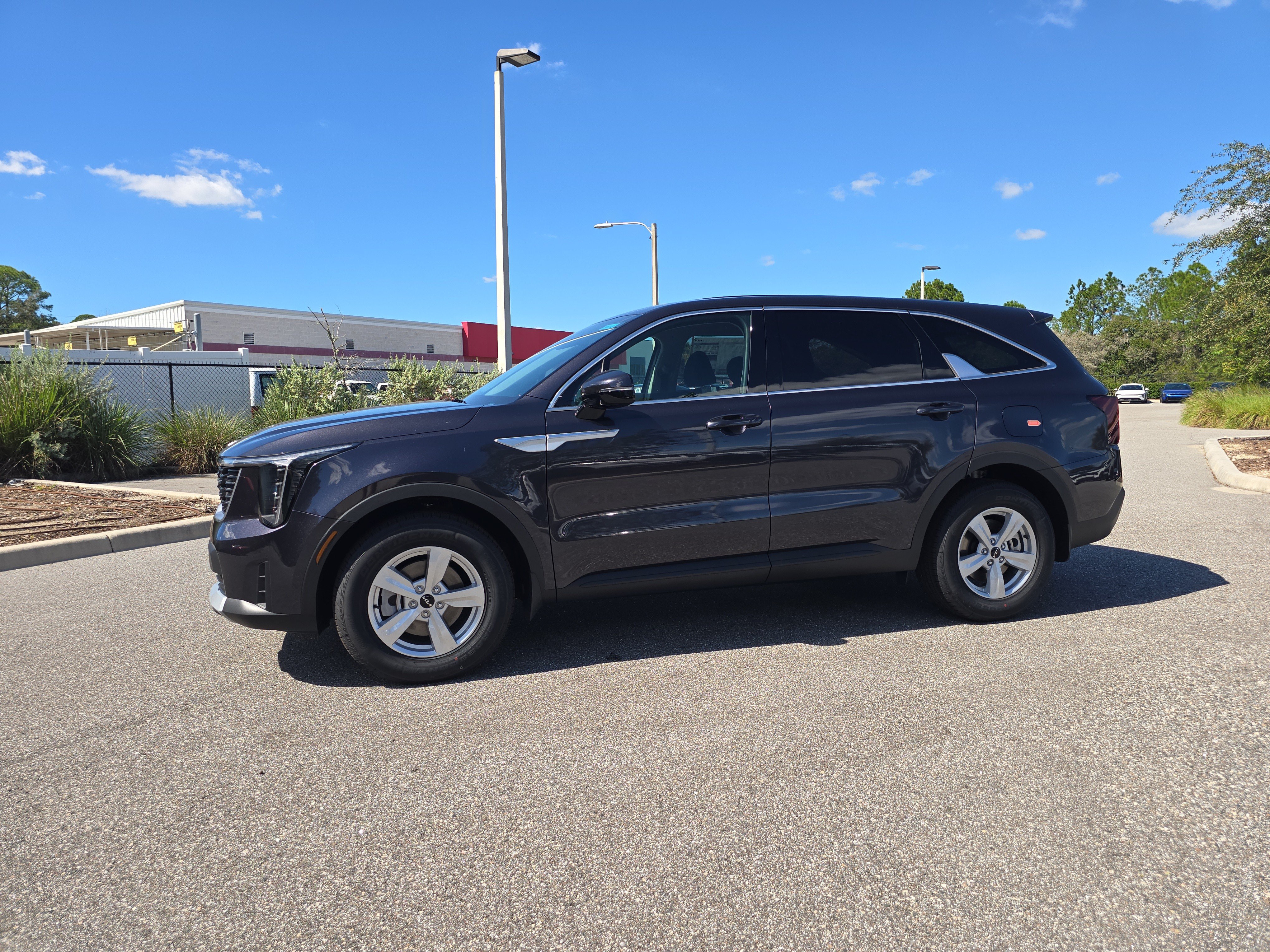 New 2026 Kia Sorento LX FWD image 5