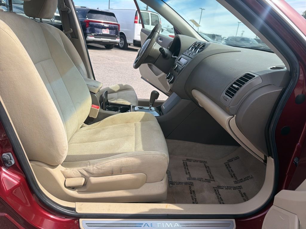 Used 2011 Nissan Altima 2.5 S w/ Special Edition Pkg FWD image 28