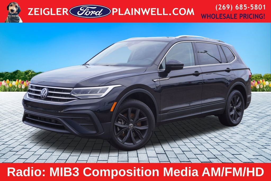 Used 2024 Volkswagen Tiguan SE image 1