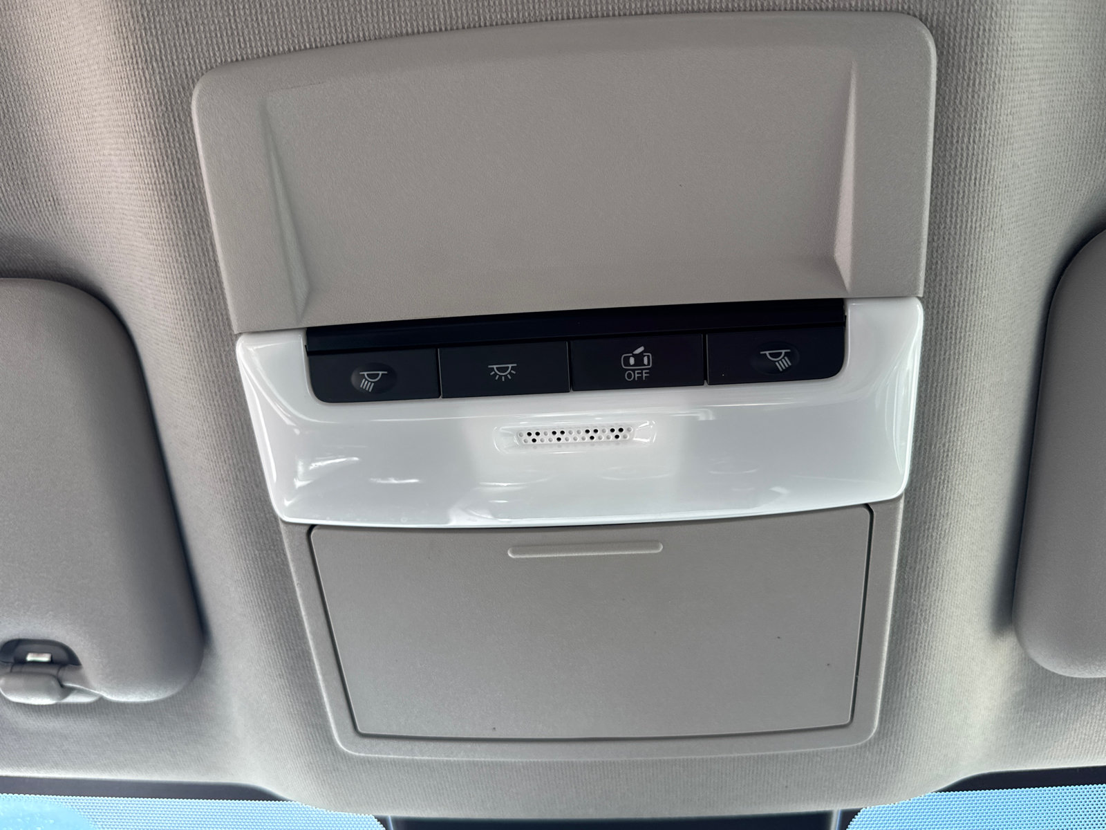 Used 2025 Nissan Sentra SV FWD image 10