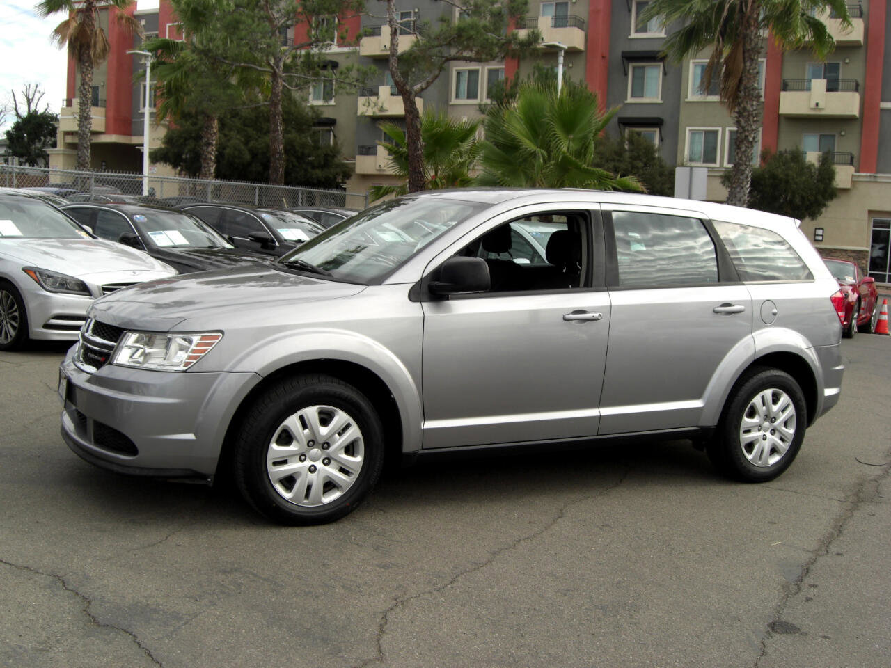 Used 2015 Dodge Journey American Value Package w/ Flexible Seating Group FWD image 2