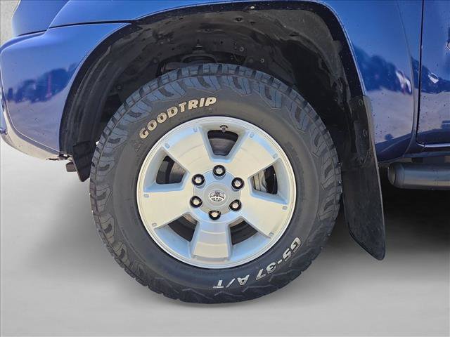 Used 2015 Toyota Tacoma PreRunner w/ TRD Sport Package RWD image 17