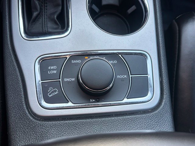 Used 2019 Jeep Grand Cherokee Limited w/ Luxury Group II AWD/4WD image 5