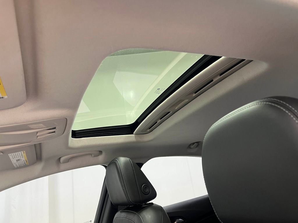 Used 2018 Chevrolet Cruze LT FWD image 11