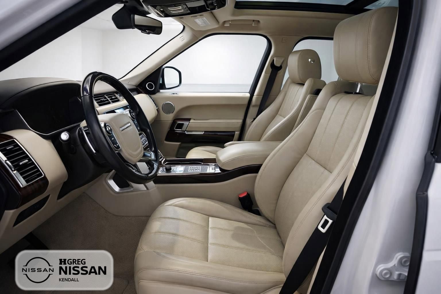 Used 2017 Land Rover Range Rover Supercharged AWD/4WD image 7