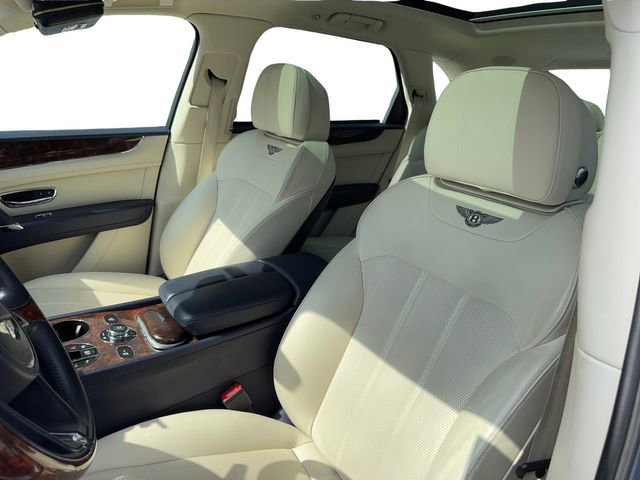 Used 2019 Bentley Bentayga image 8