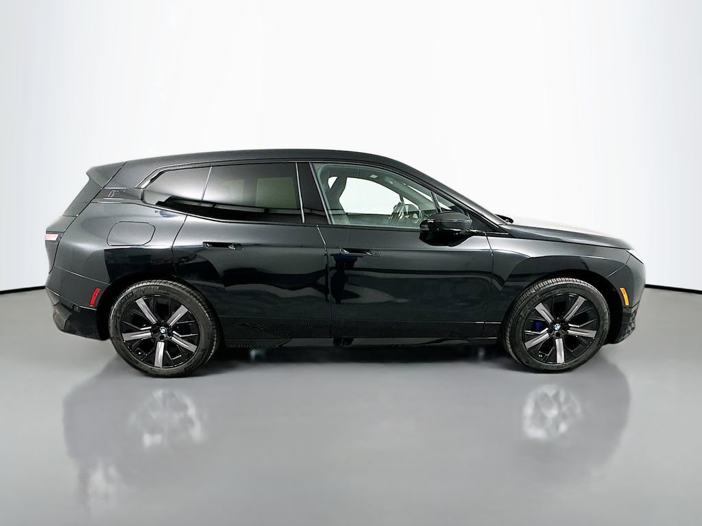 Certified 2024 BMW iX xDrive50 w/ Sport Package AWD/4WD image 4