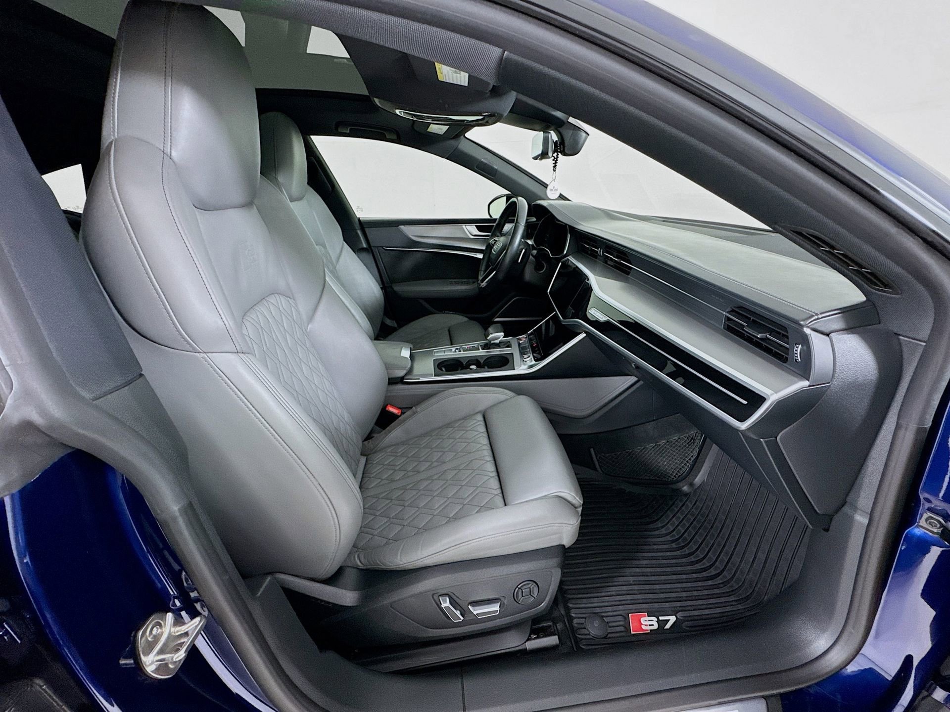 Used 2020 Audi S7 Prestige image 30