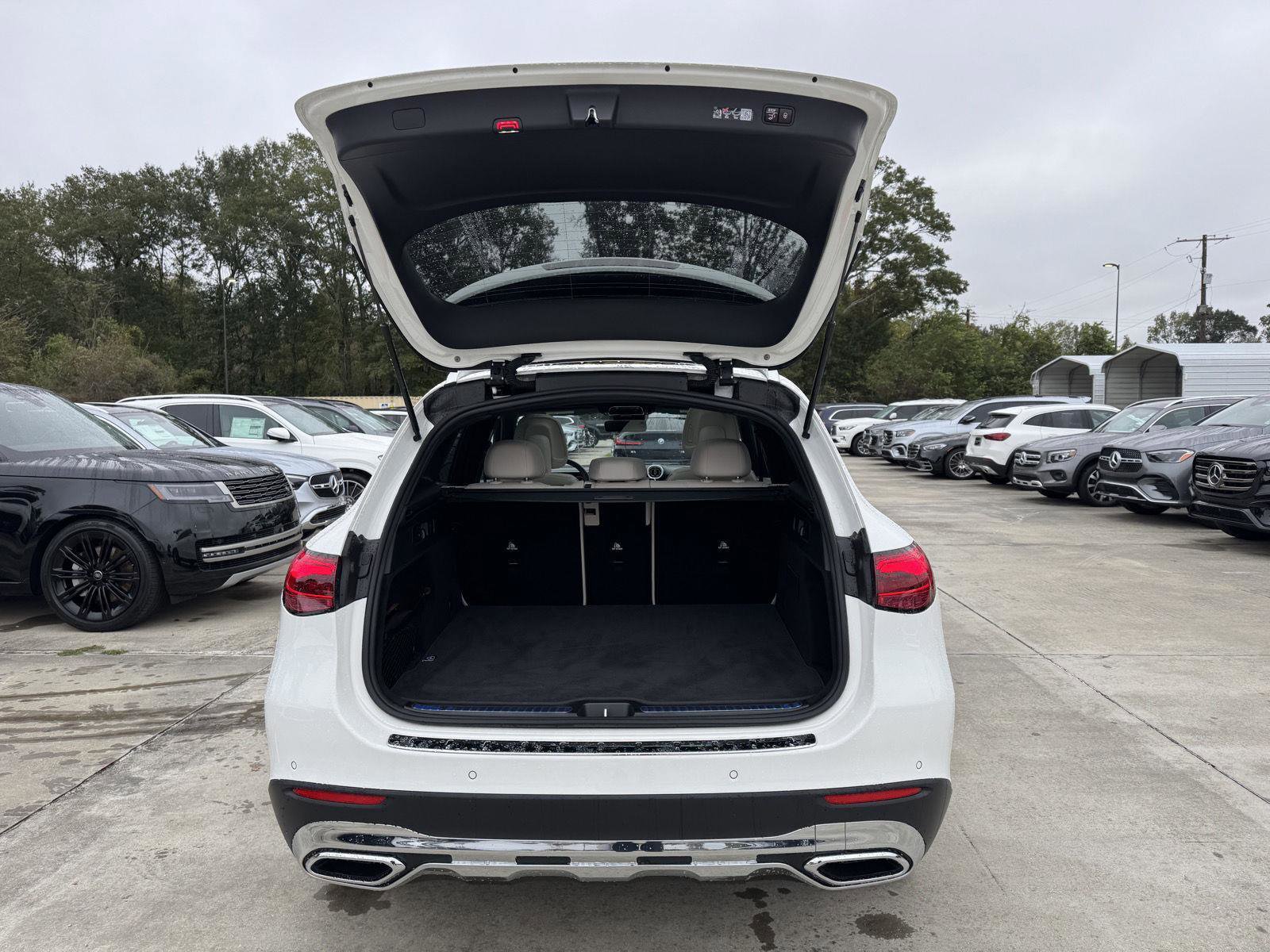 Certified 2025 Mercedes-Benz GLC 300 image 23