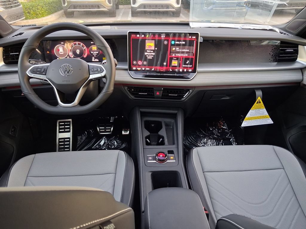 New 2026 Volkswagen Tiguan SE R-Line FWD image 6