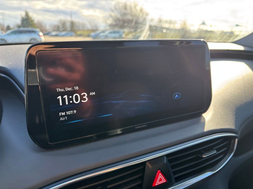 Used 2023 Hyundai Santa Fe SEL image 16