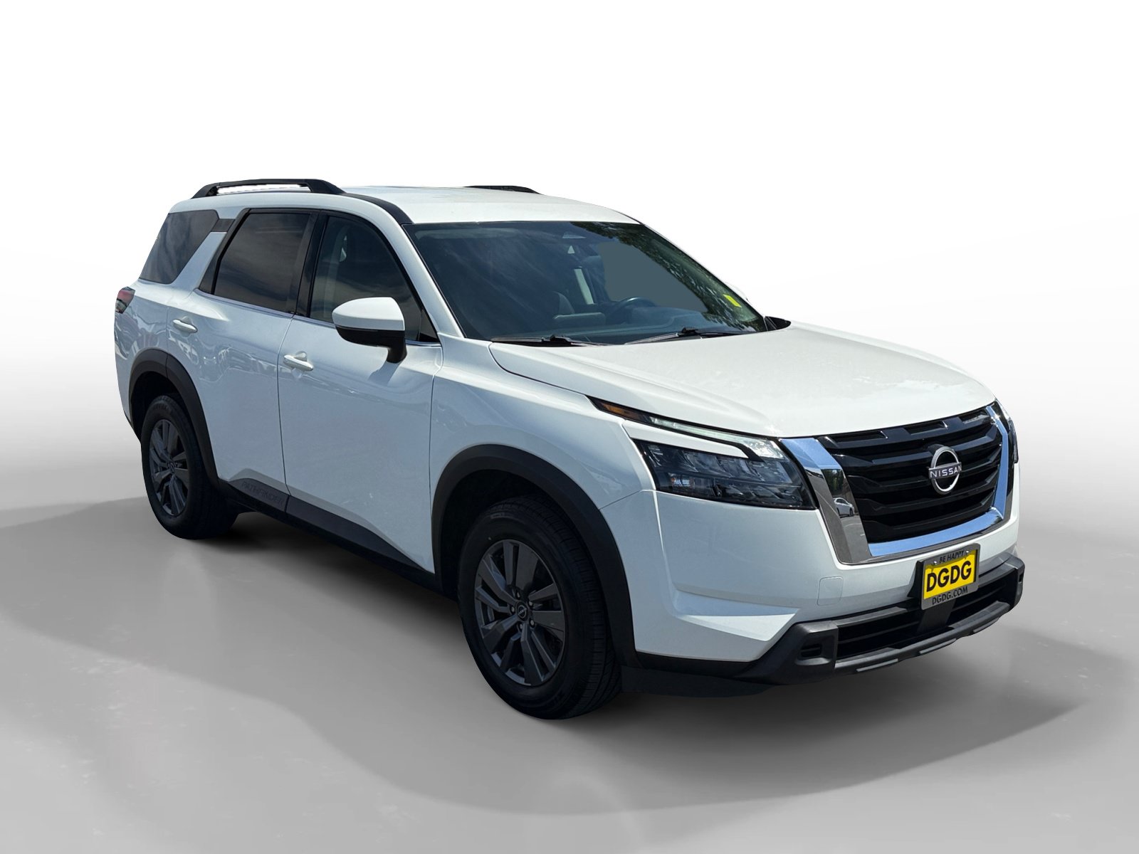Used 2025 Nissan Pathfinder SV AWD/4WD image 7