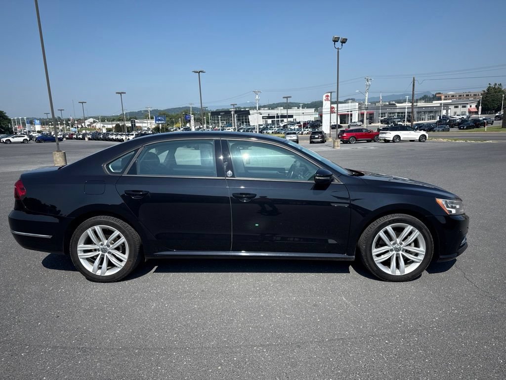 Used 2019 Volkswagen Passat 2.0T Wolfsburg FWD image 6