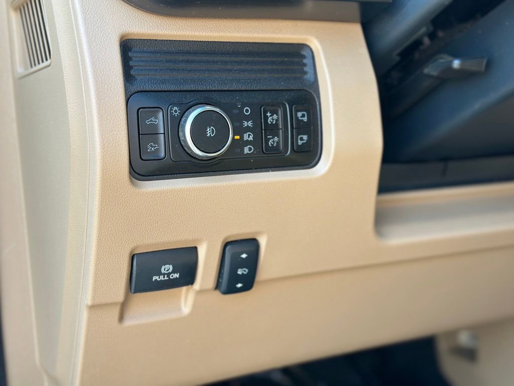 Used 2025 Ford F250 Lariat w/ Chrome Package AWD/4WD image 20