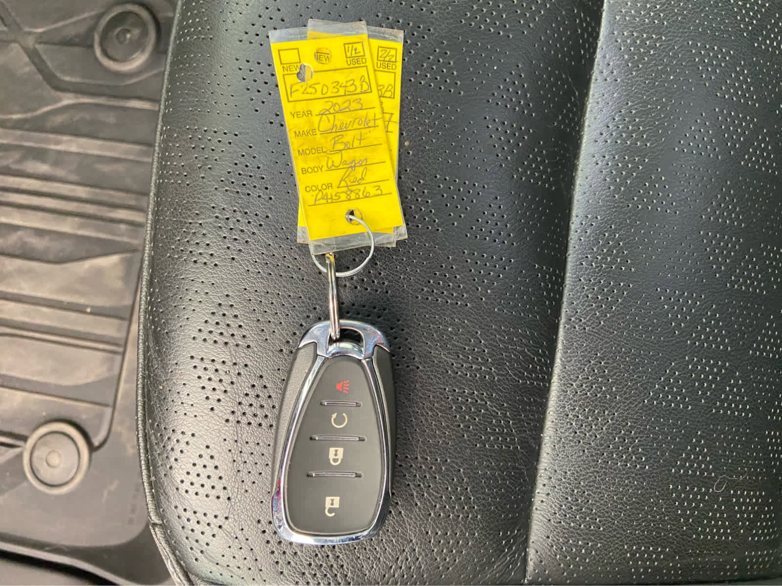 Used 2023 Chevrolet Bolt LT w/ Infotainment Package image 44