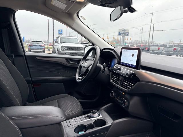 Used 2023 Ford Escape Active image 11