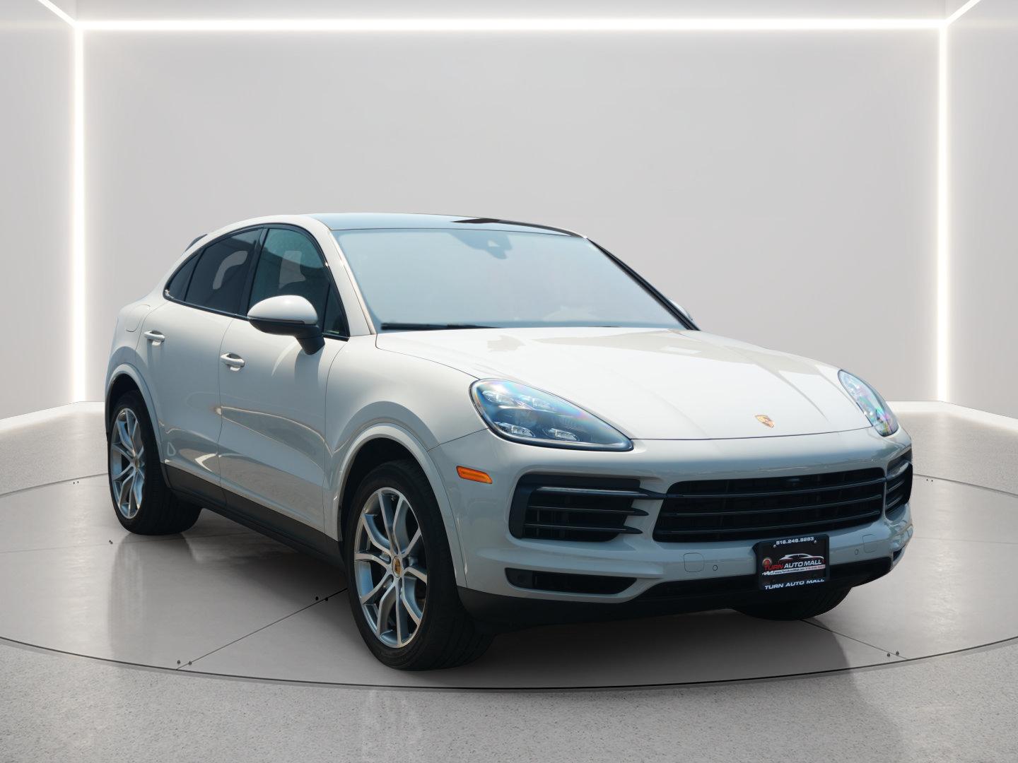 Used 2022 Porsche Cayenne S AWD/4WD image 6