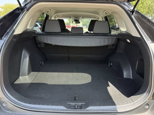 Certified 2025 Toyota RAV4 XLE FWD image 30