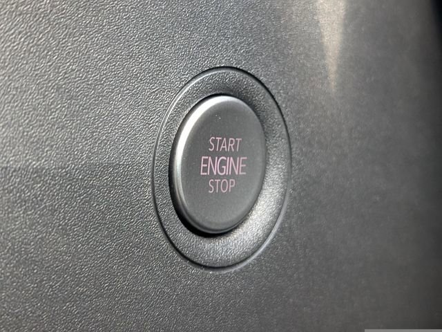 New 2025 Volkswagen ID.4 Pro S image 30