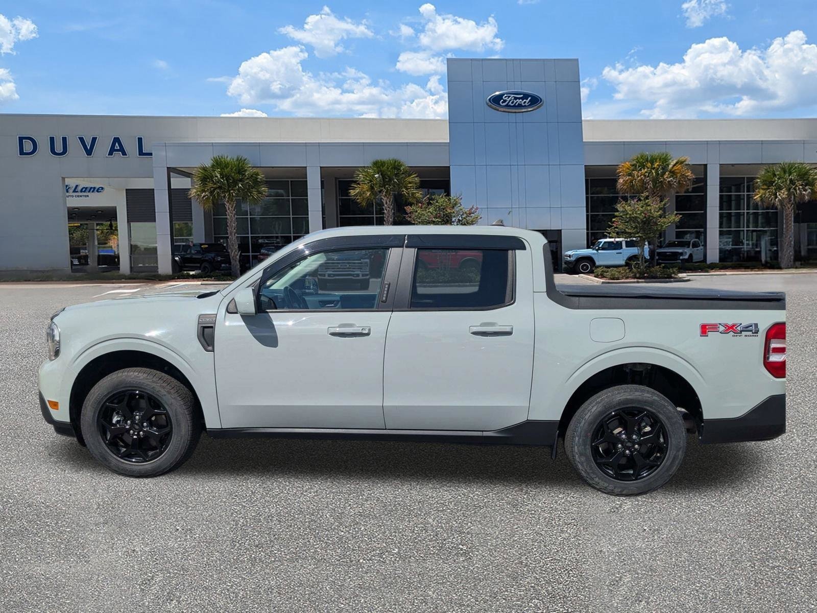 Used 2022 Ford Maverick Lariat w/ Equipment Group 500A Standard image 7