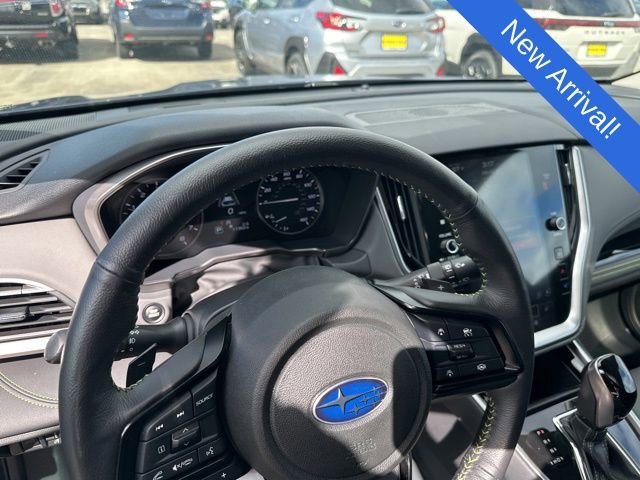 Used 2025 Subaru Outback Onyx Edition image 11