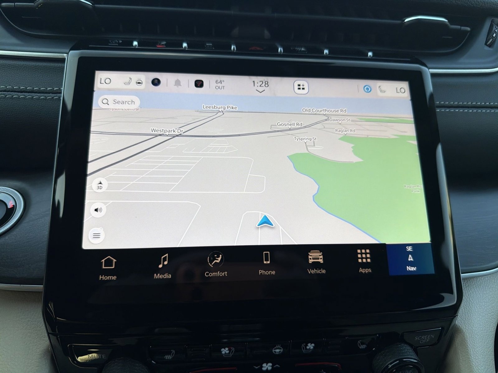 New 2025 Jeep Grand Cherokee Limited w/ Luxury Tech Group II image 20