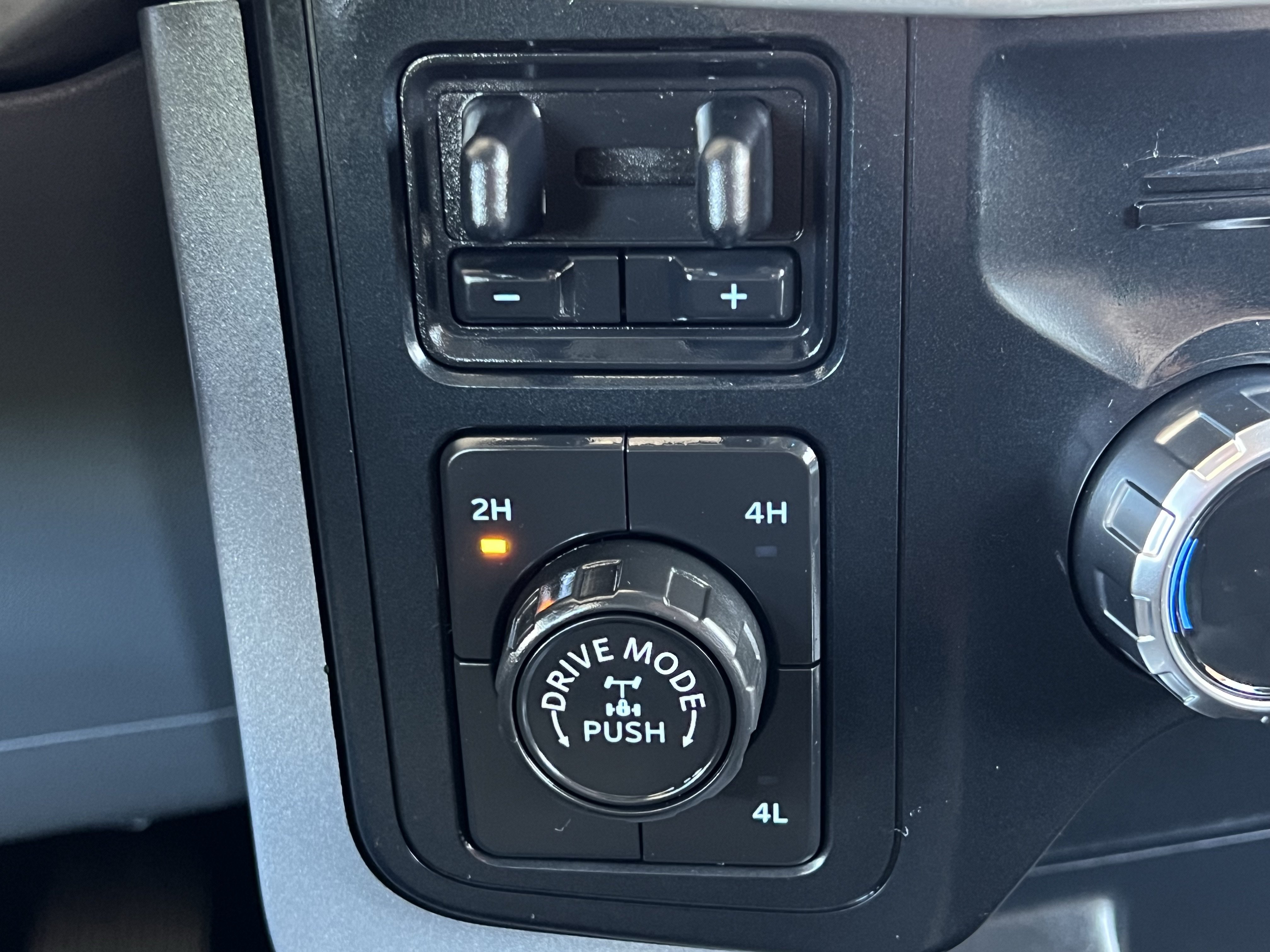 Used 2022 Ford F150 XLT w/ Equipment Group 302A High AWD/4WD image 35