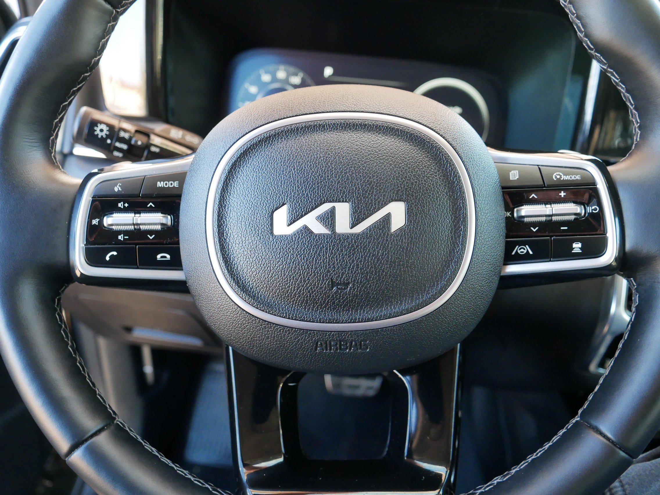 Certified 2022 Kia Sorento SX Prestige image 25