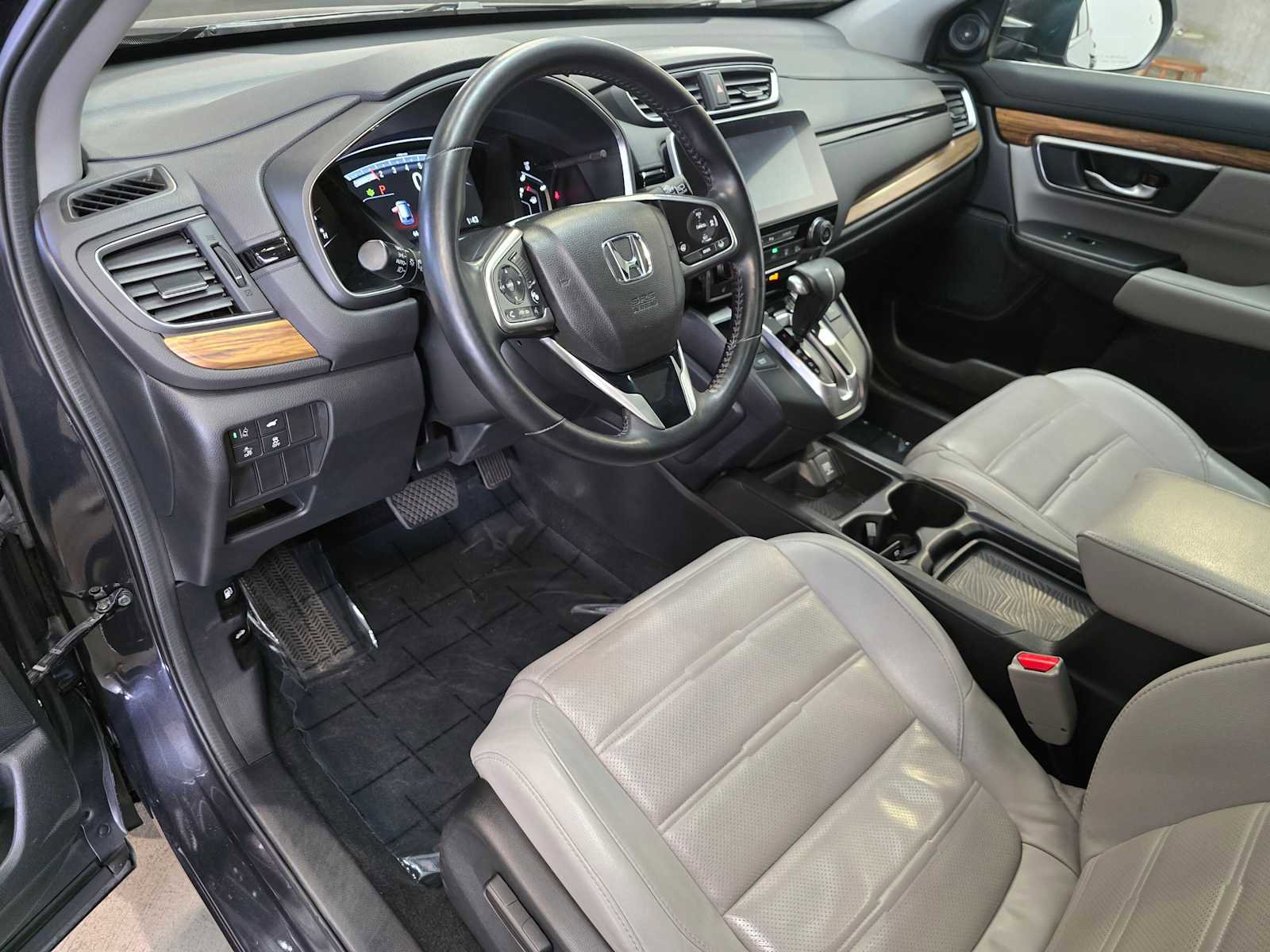 Used 2018 Honda CR-V EX-L image 2