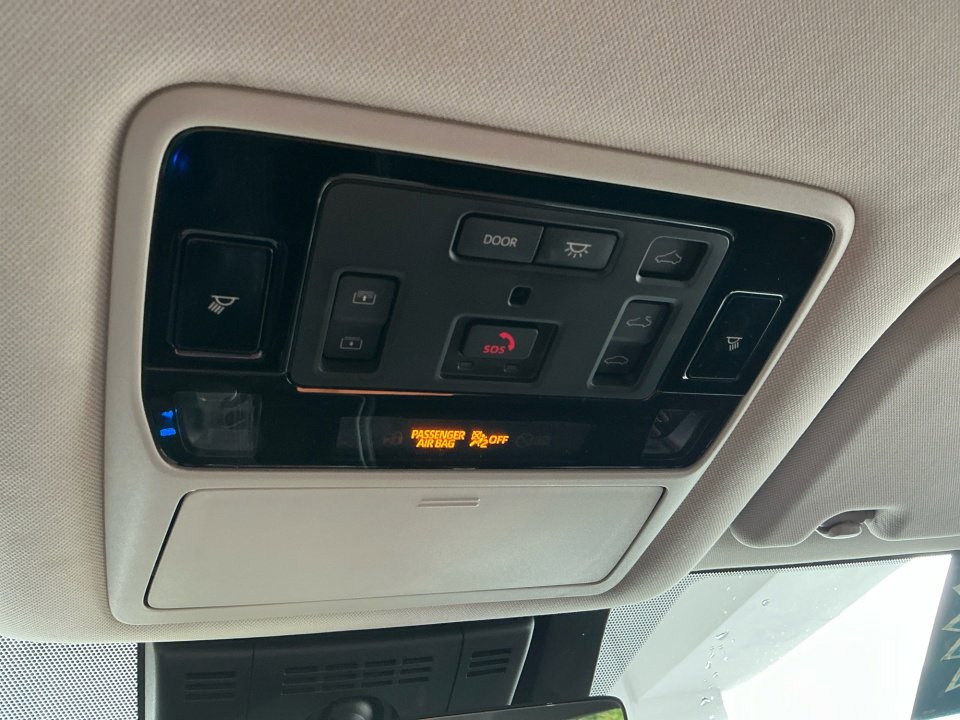 Used 2024 Toyota Grand Highlander AWD image 37