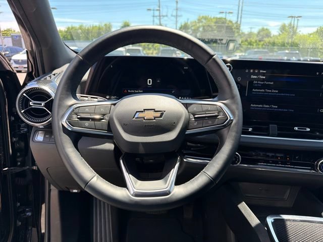 Used 2025 Chevrolet Equinox LT AWD/4WD image 23
