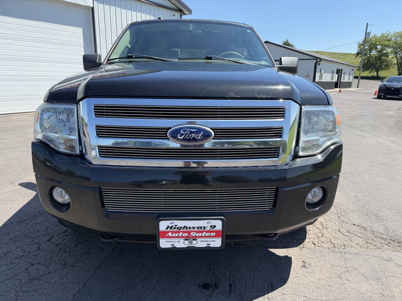 Used 2010 Ford Expedition XLT AWD/4WD image 9