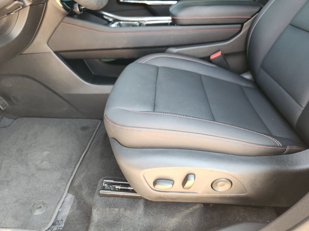 Used 2026 Chevrolet Traverse Z71 AWD/4WD image 18