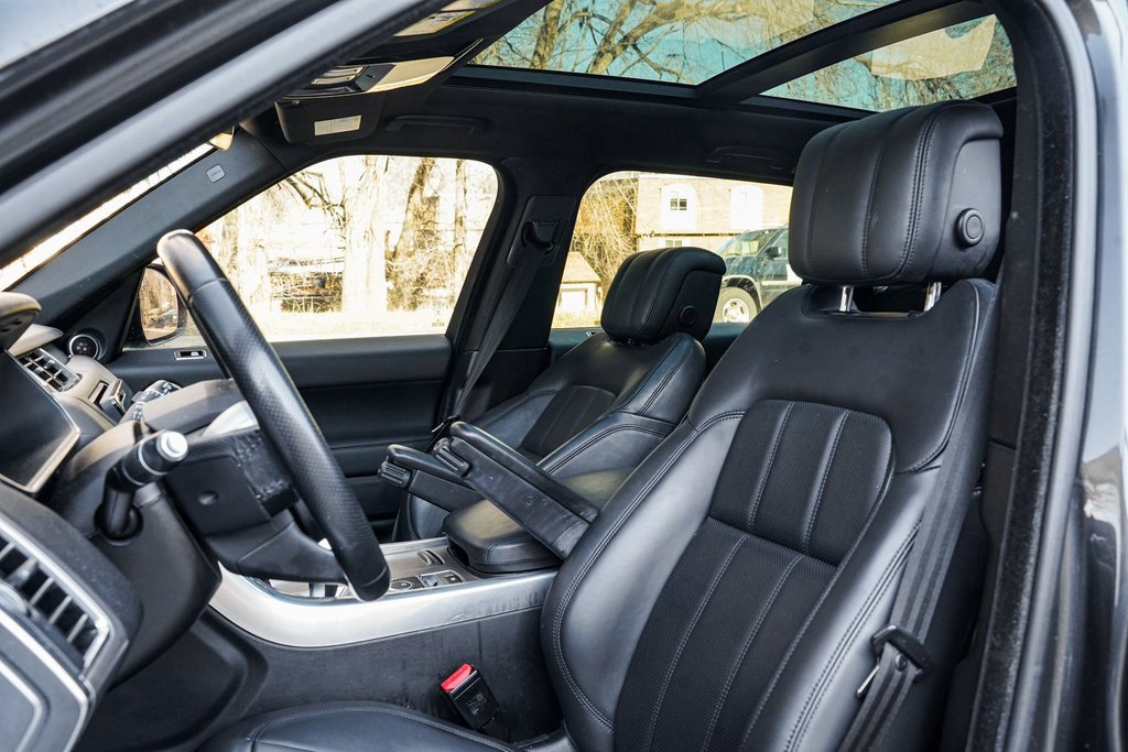 Used 2019 Land Rover Range Rover Sport HSE image 16