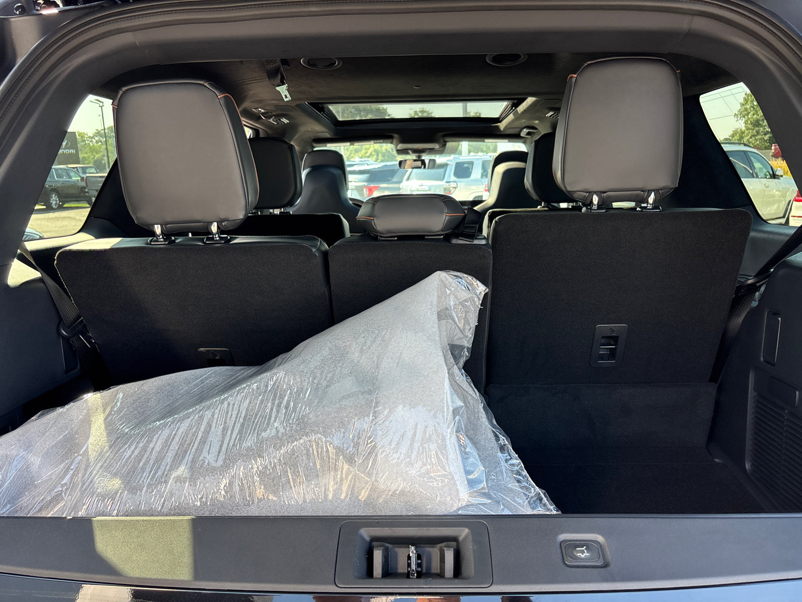 New 2027 Lincoln Navigator Black Label AWD/4WD image 9