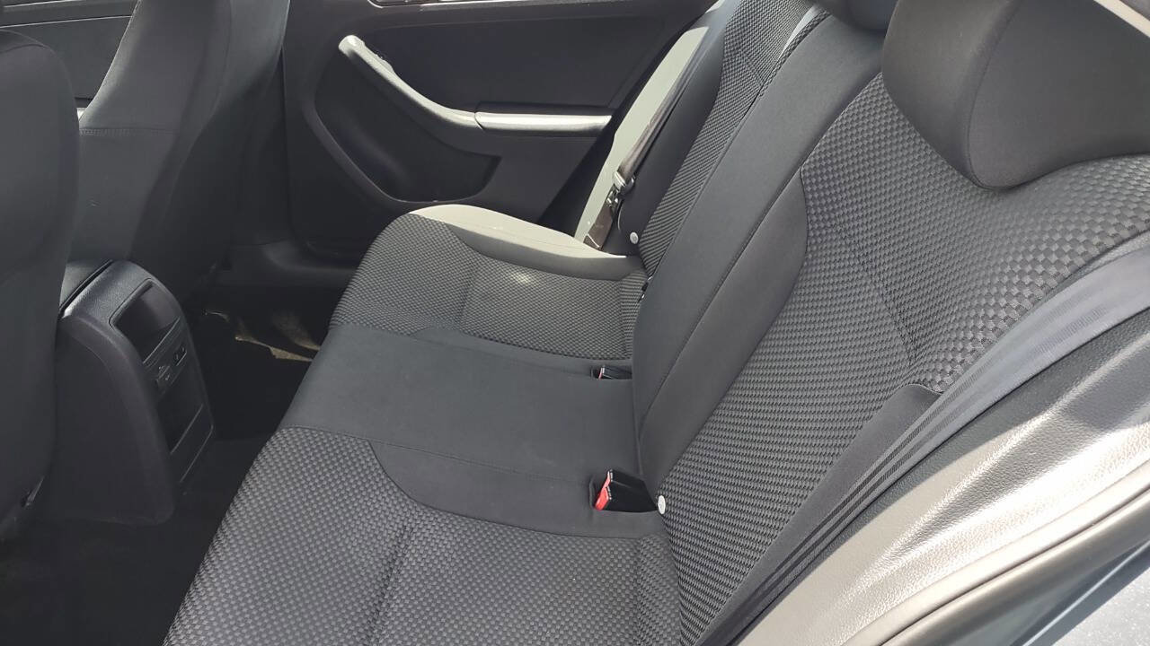 Used 2014 Volkswagen Jetta S image 20