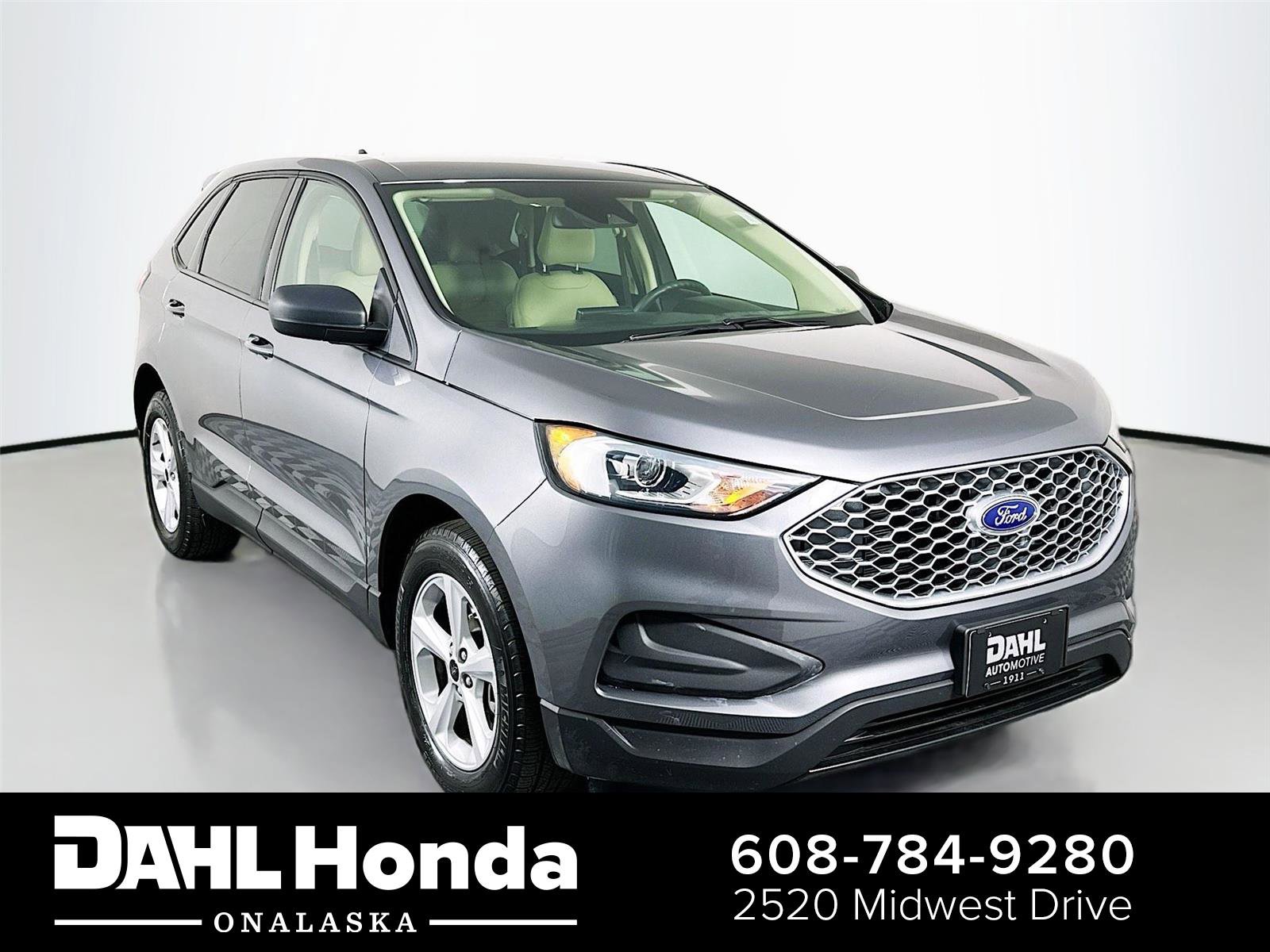 Used 2024 Ford Edge SE