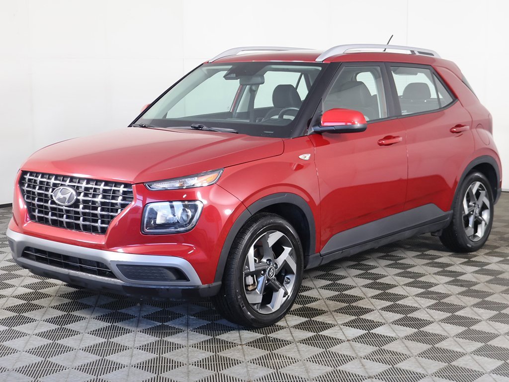 Used 2023 Hyundai Venue SEL image 6