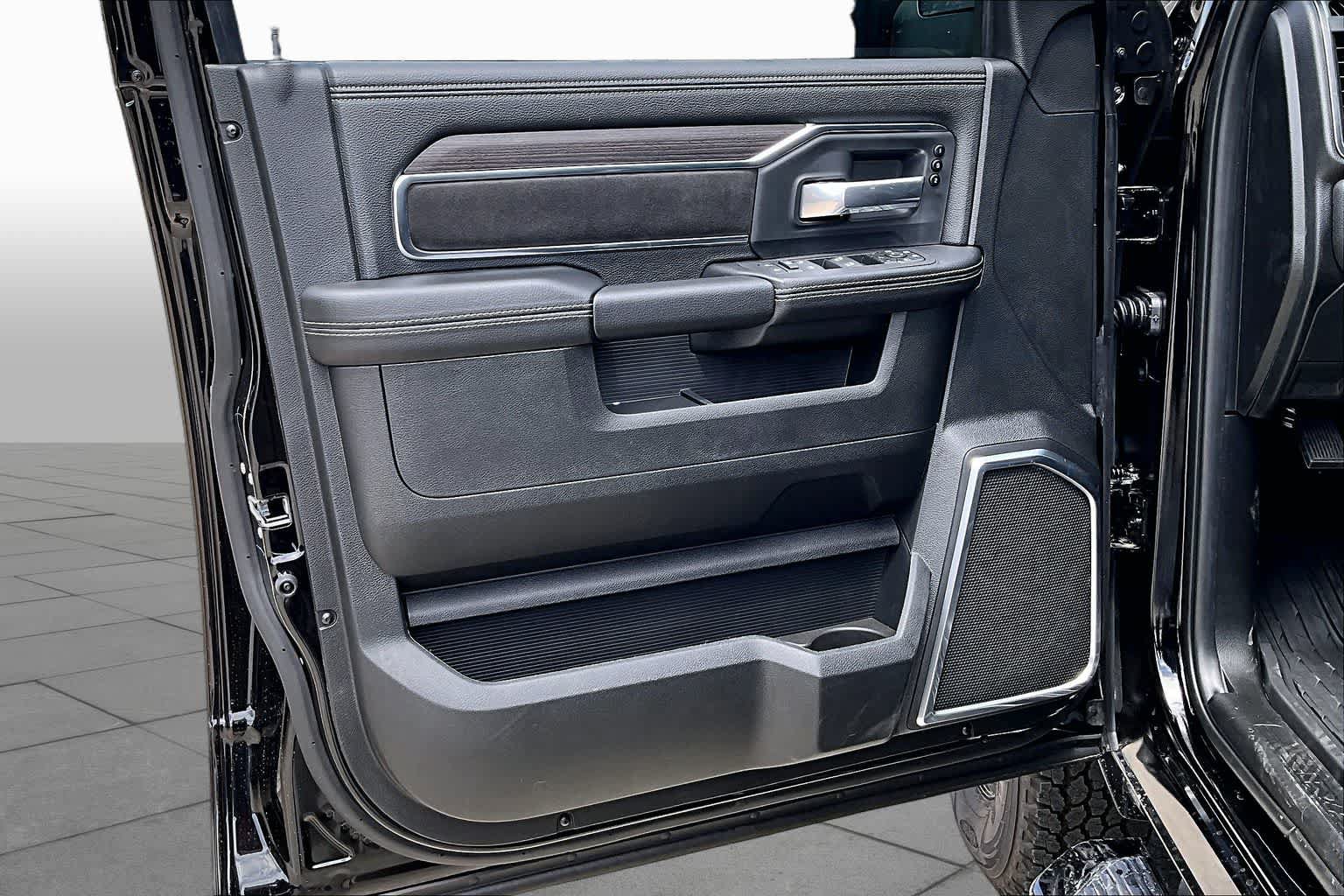 New 2026 RAM 3500 Laramie w/ Night Edition AWD/4WD image 11